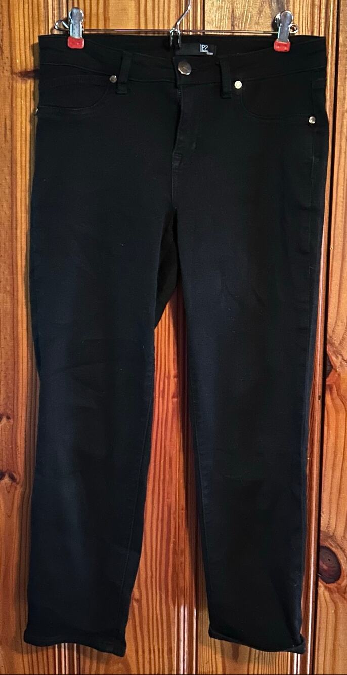 1822 Denim Black Cropped Jeans Women’s Size
10 Moto Goth Emo Stretch